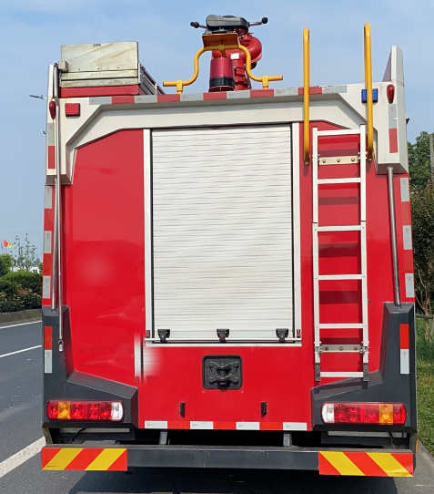 J�|�L(f��ng)��ĭ����܇ ˮ��5    ��ĭ1.8